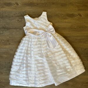 Jayne Copeland White Striped Formal Dress